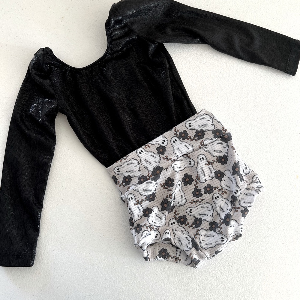 Ribbed ghost bummies